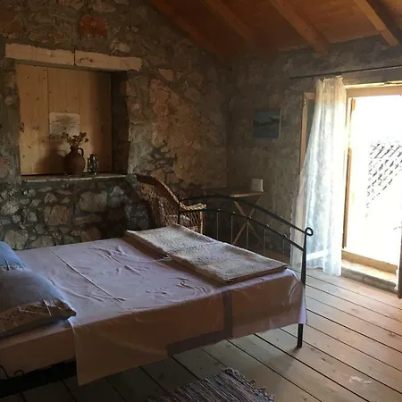Stone House Near Dubrovnik * Janjina